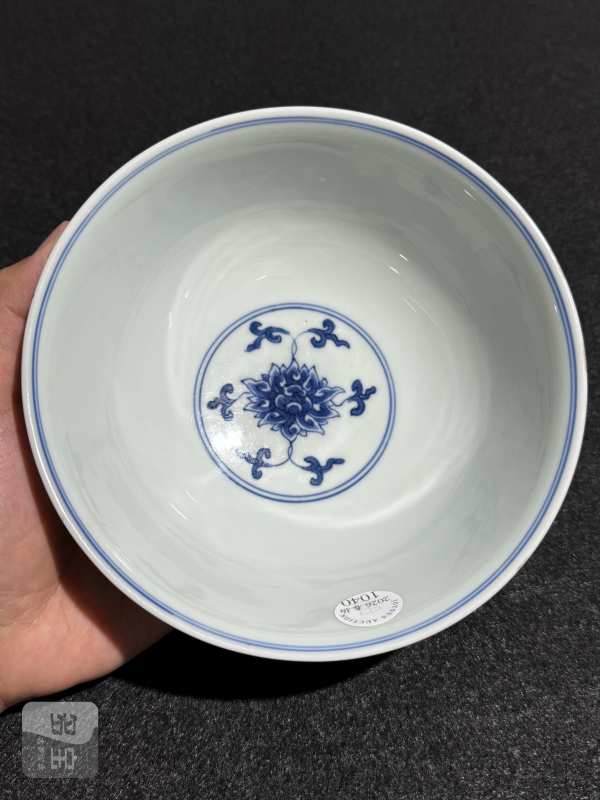 清康熙 青花缠枝莲纹碗 - 图7